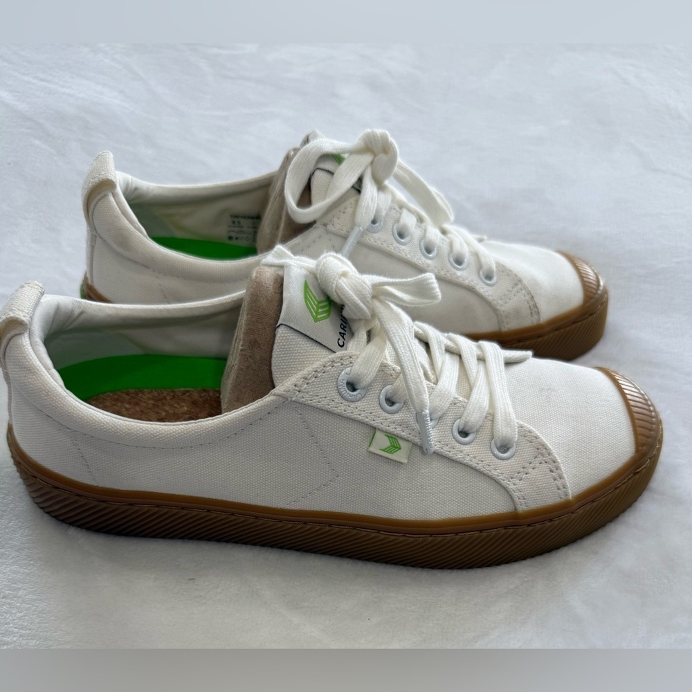 Cariuma White Canvas Kids Sneakers with Tan Soles